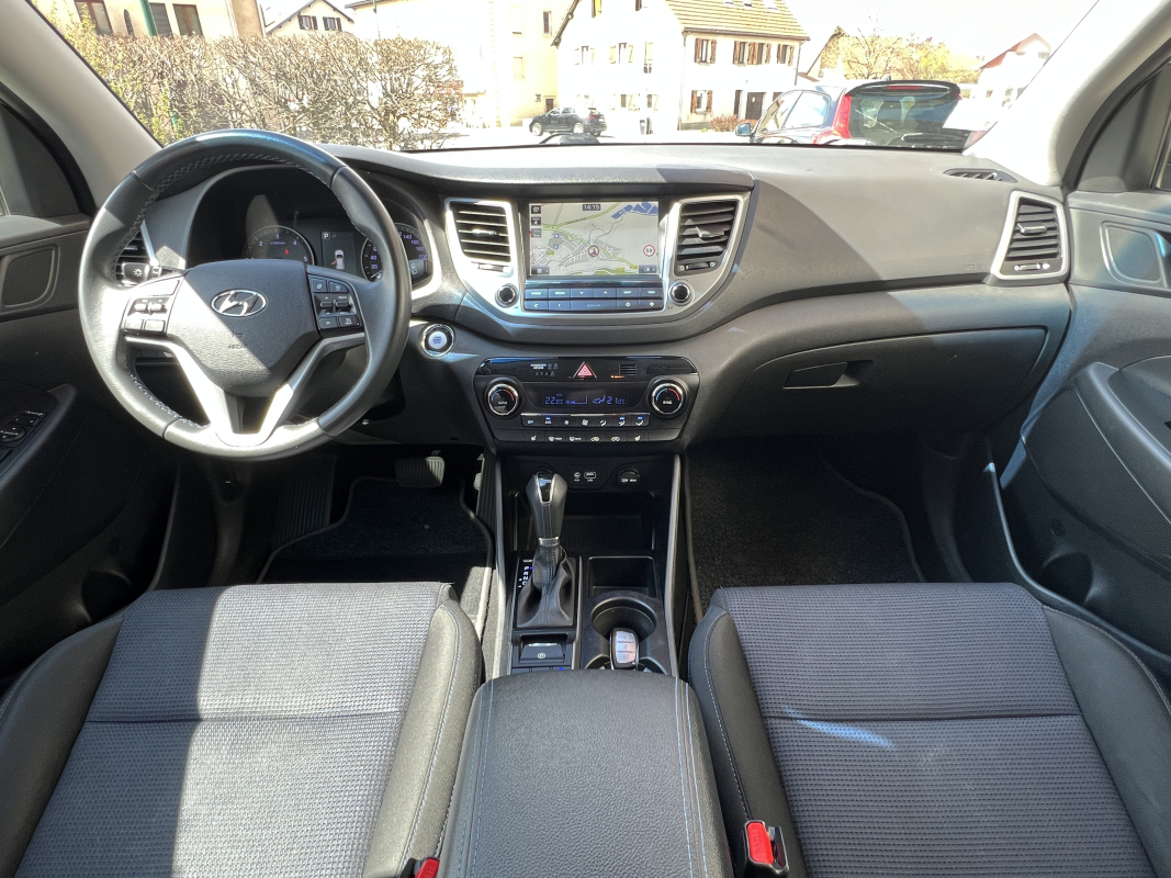 Hyundai Tucson — 10