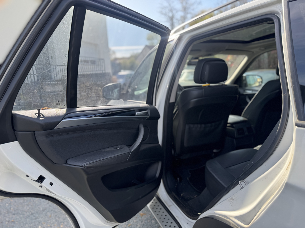 Bmw X5 — 14