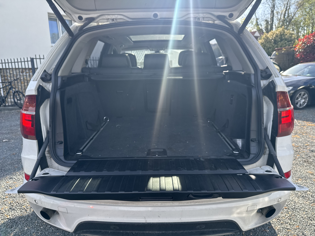 Bmw X5 — 10