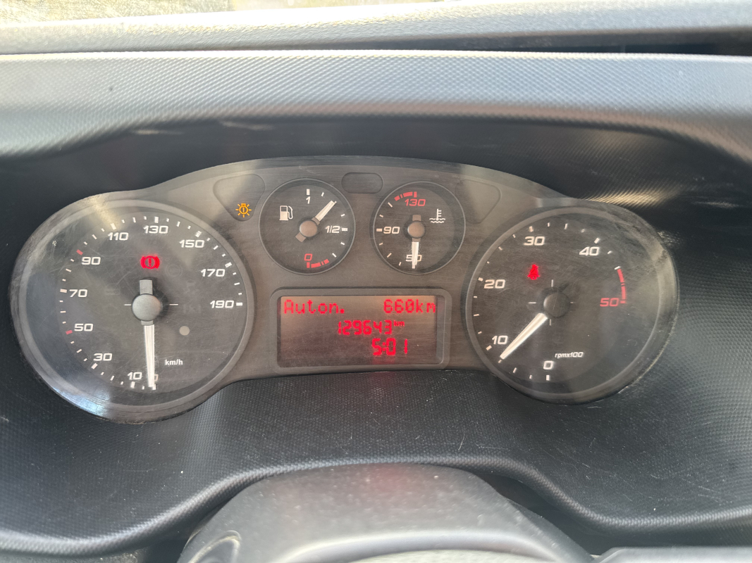 Iveco 35C14 — 15