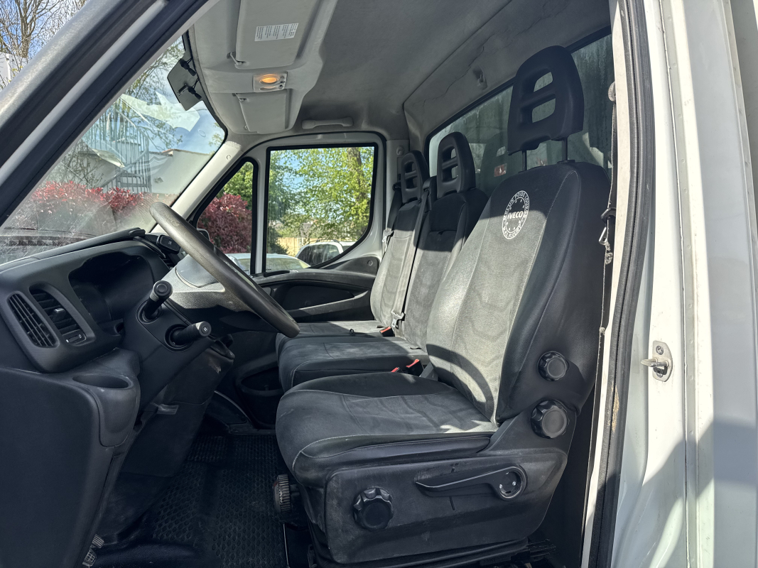 Iveco 35C14 — 13