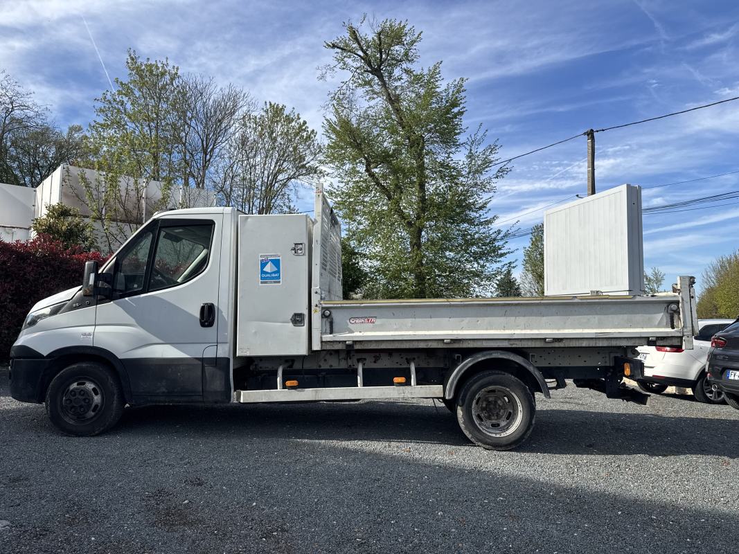 Iveco 35C14 — 8