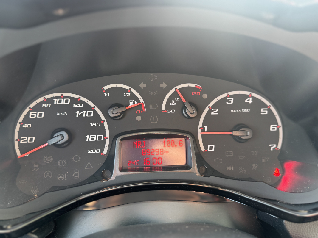 Ford Ka — 24