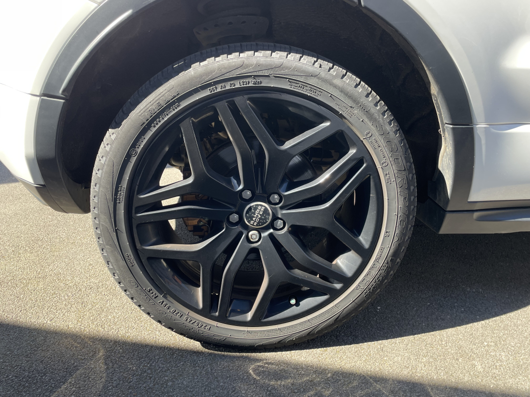 Land Rover Range Rover Evoque — 37