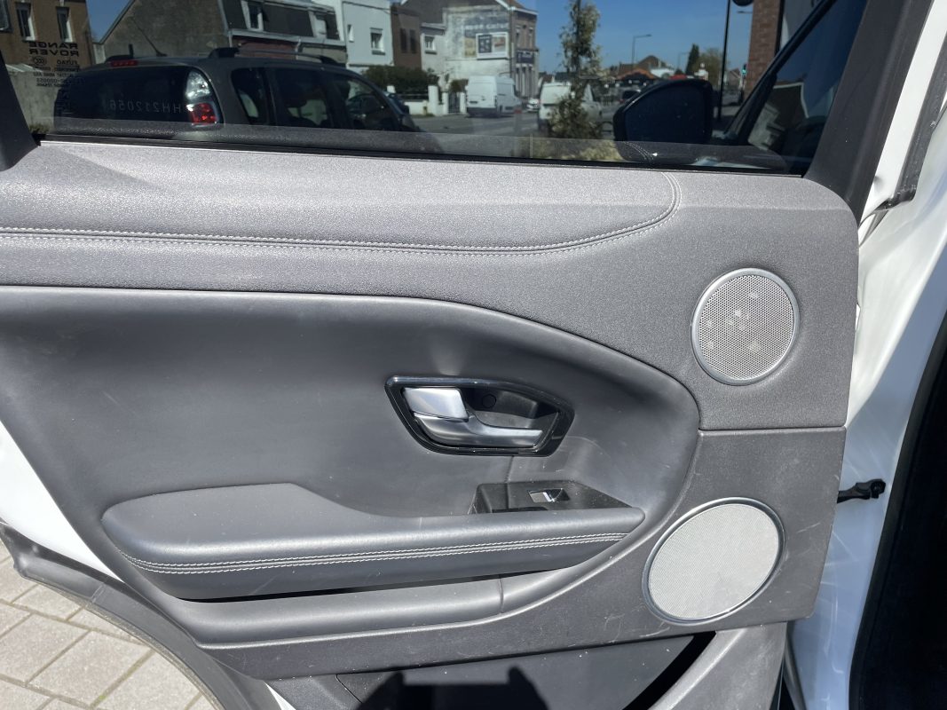 Land Rover Range Rover Evoque — 34