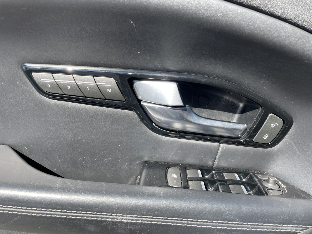 Land Rover Range Rover Evoque — 20