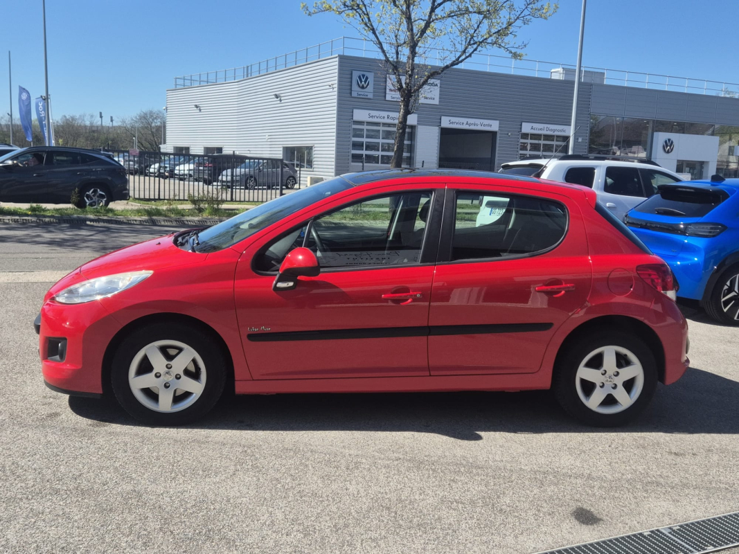 Peugeot 207 — 5