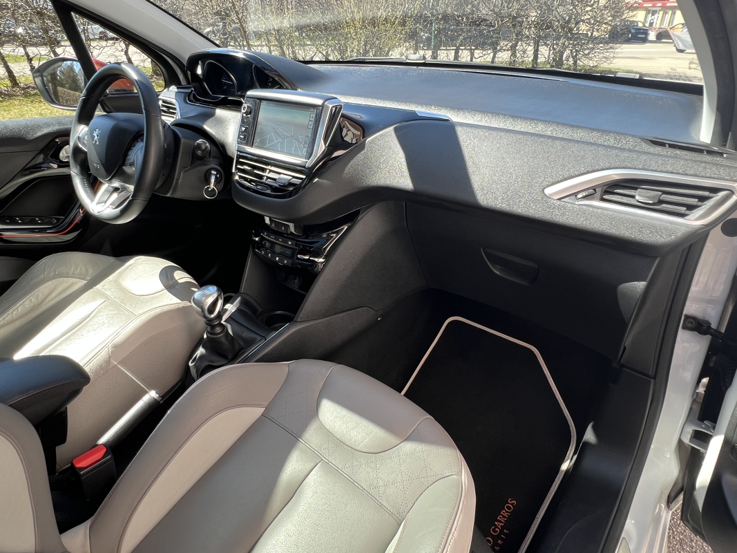Peugeot 208 — 34