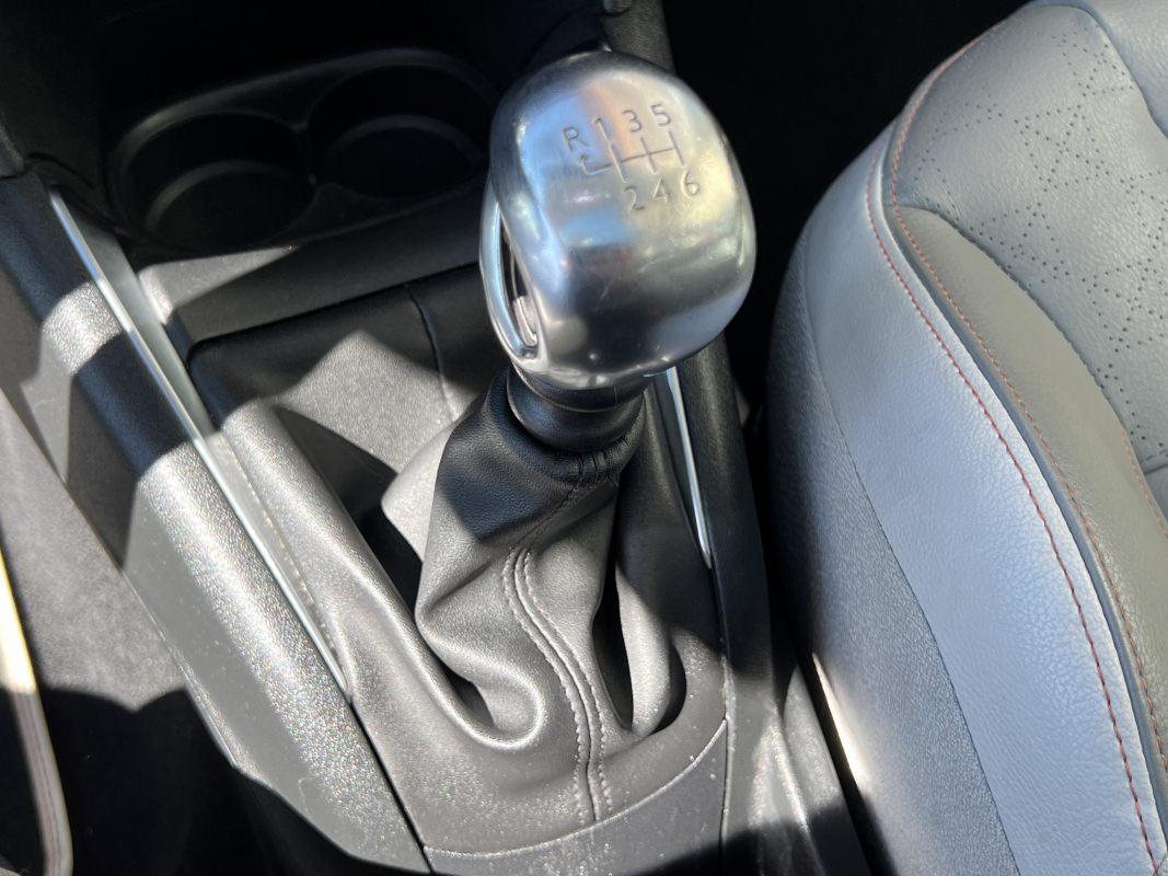 Peugeot 208 — 22