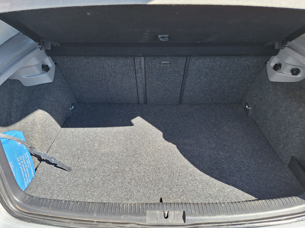 Volkswagen Golf — 21