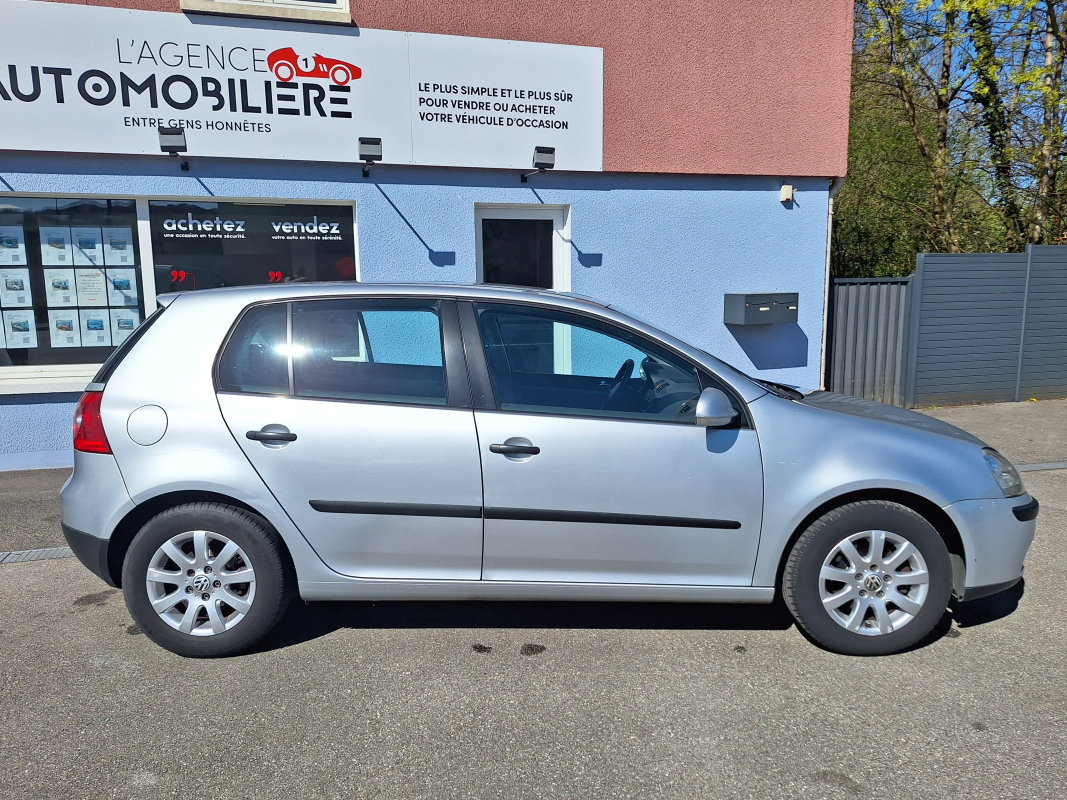 Volkswagen Golf — 8