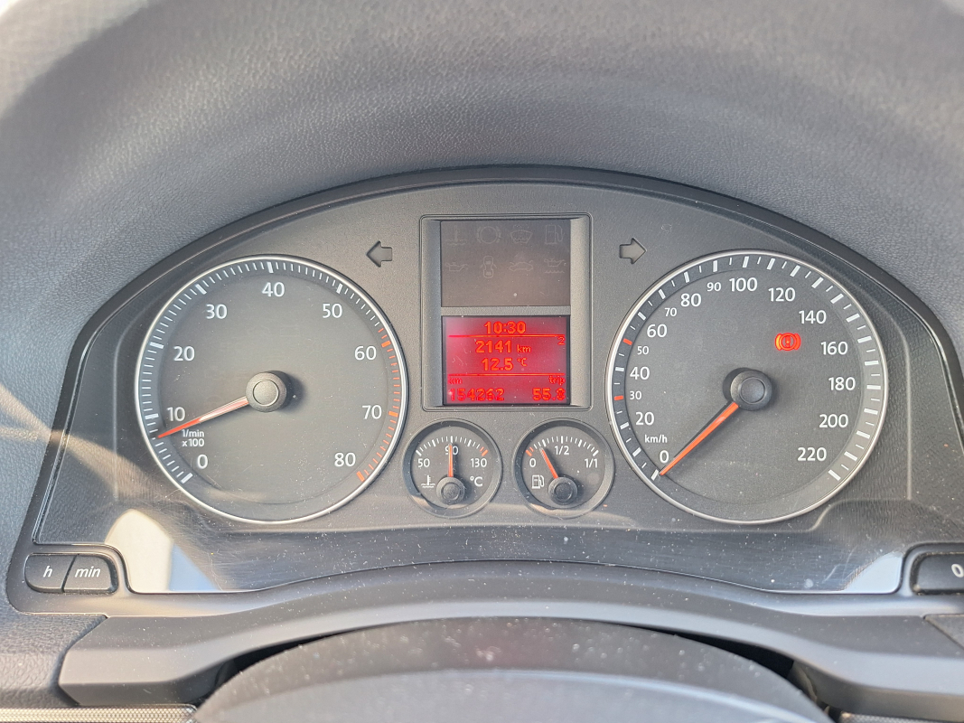 Volkswagen Golf — 17