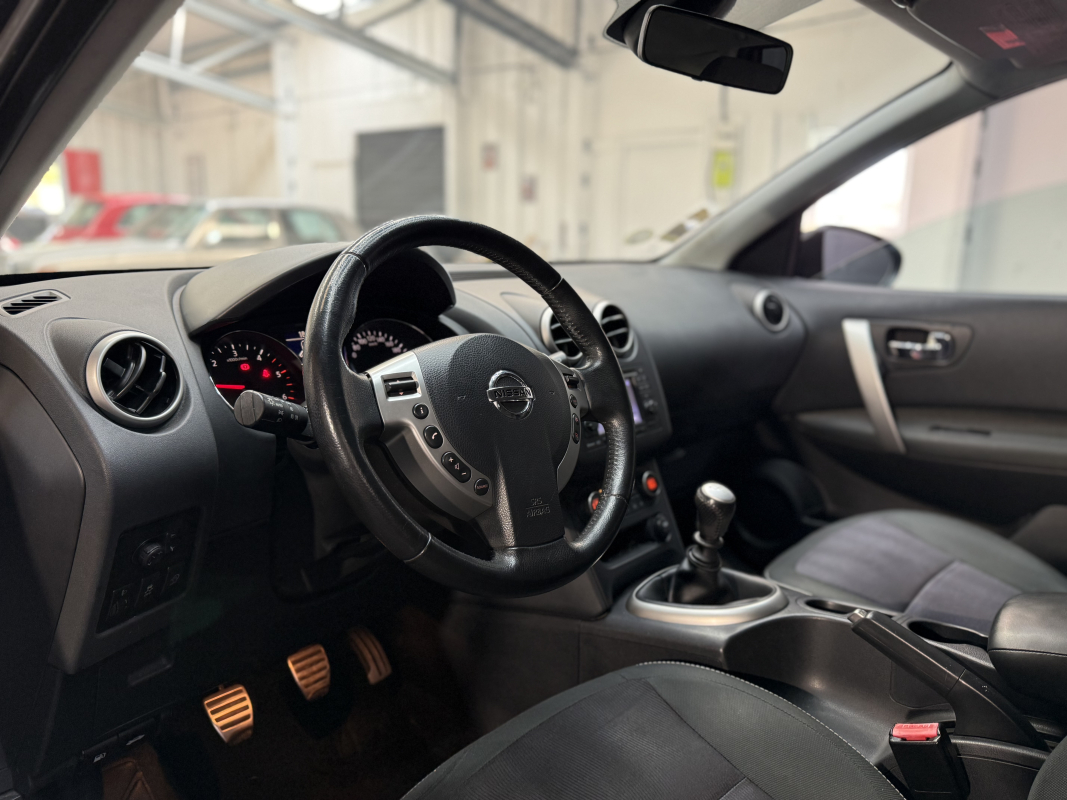 Nissan Qashqai — 9