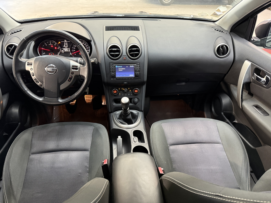 Nissan Qashqai — 16