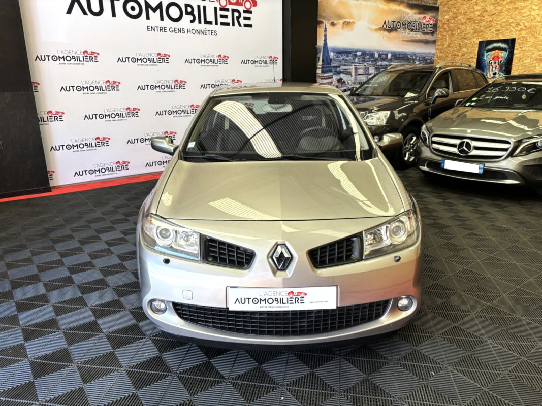 Renault Megane — 2