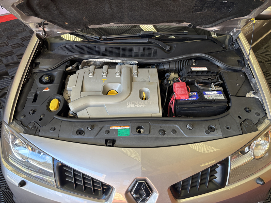 Renault Megane — 28