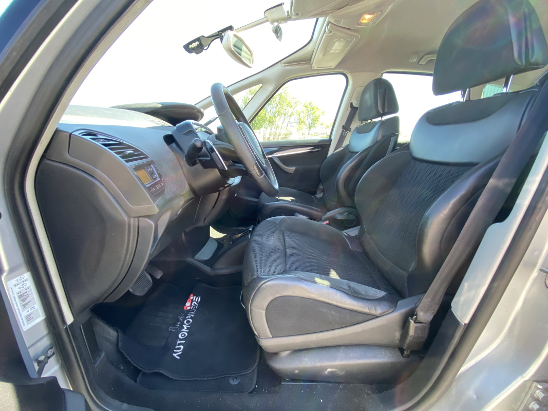 Citroen C4 Picasso — 13