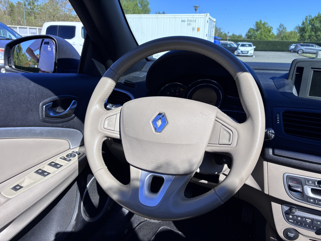 Renault Megane — 17