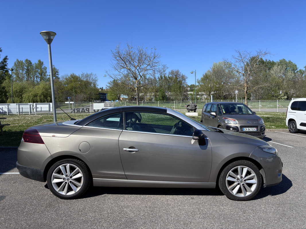 Renault Megane — 19