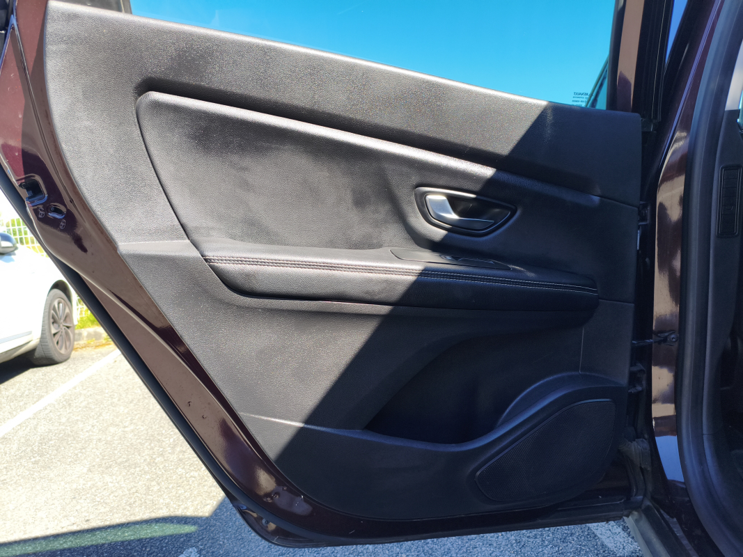 Renault Grand Scenic — 26