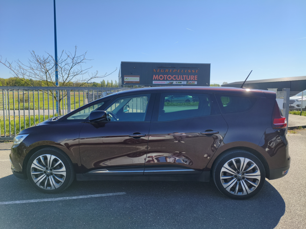 Renault Grand Scenic — 4