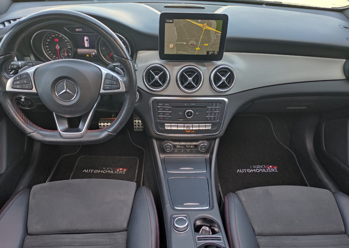 Mercedes CLA — 13
