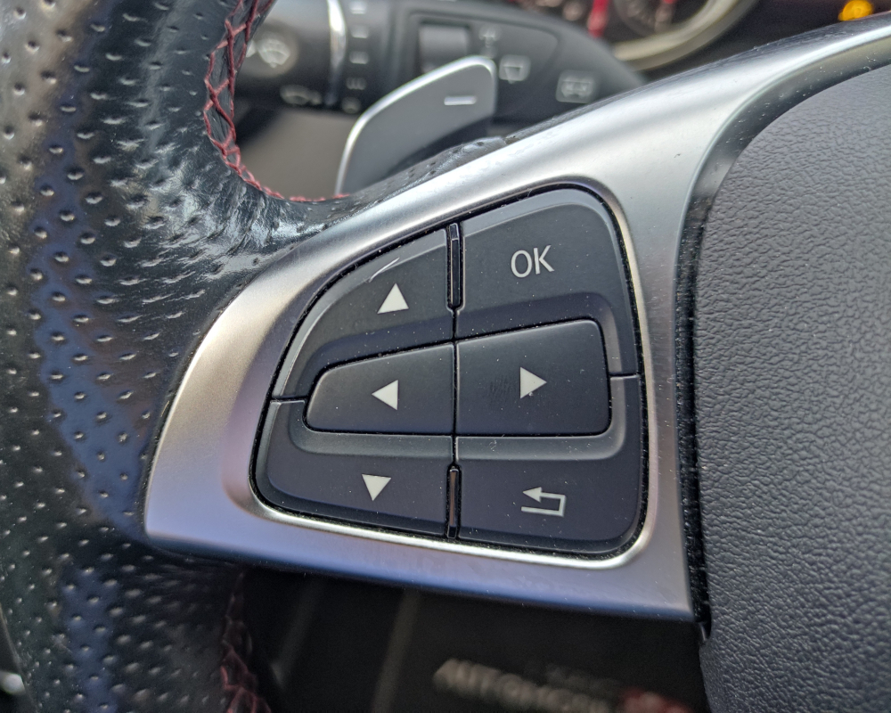 Mercedes CLA — 27