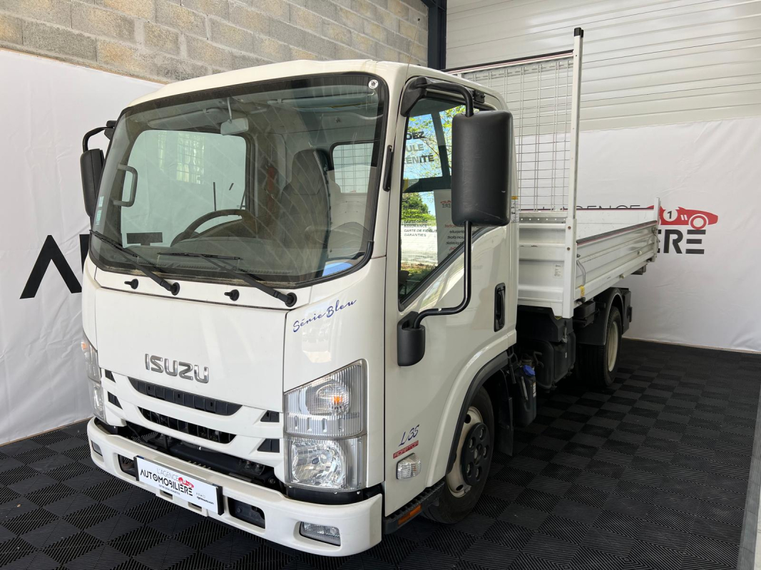 Isuzu N-Séries CCb