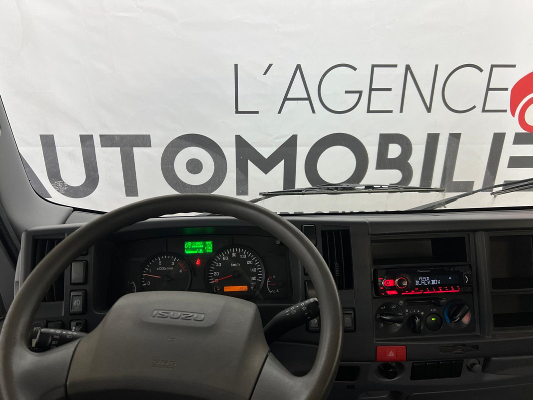 Isuzu N-Séries CCb — 15