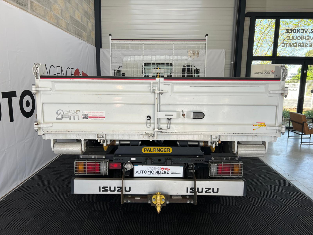 Isuzu N-Séries CCb — 5