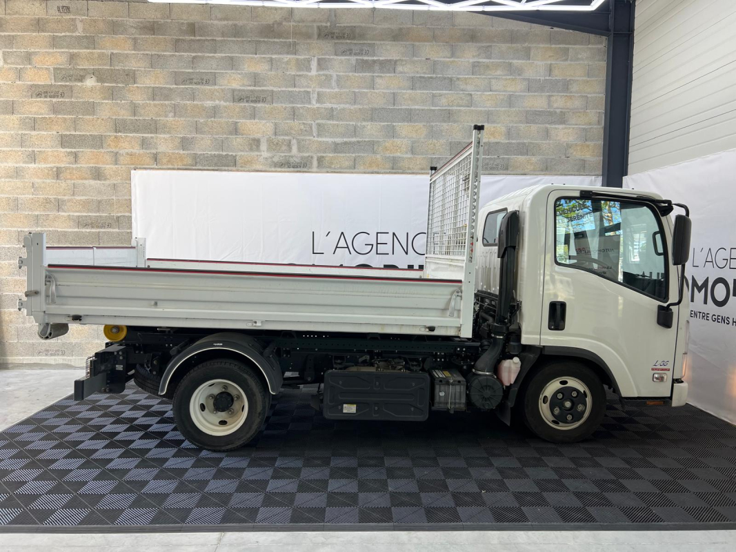 Isuzu N-Séries CCb — 9