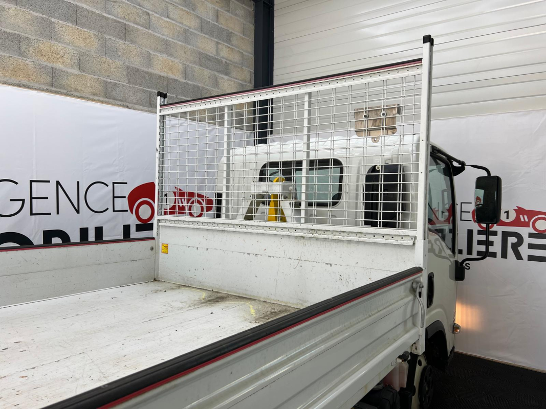 Isuzu N-Séries CCb — 10