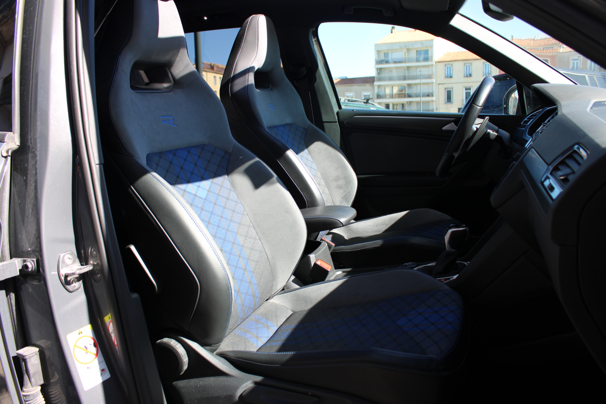 Volkswagen Tiguan — 13