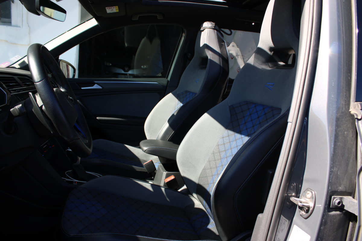 Volkswagen Tiguan — 12