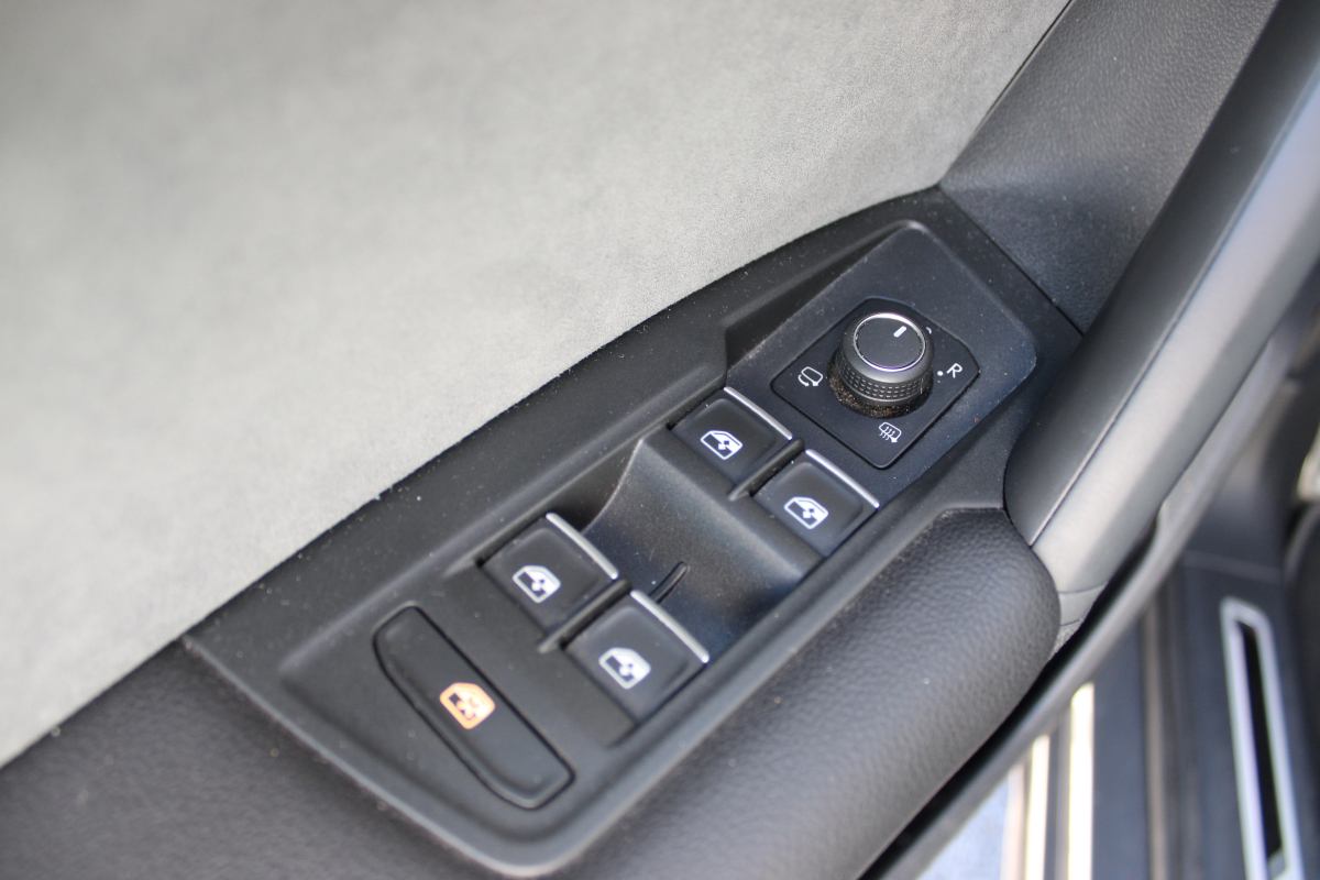 Volkswagen Tiguan — 24