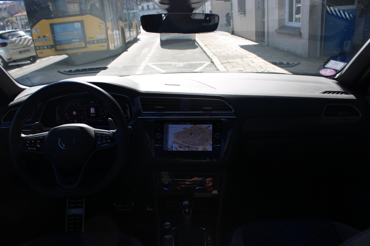 Volkswagen Tiguan — 10