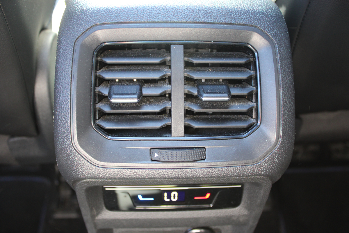 Volkswagen Tiguan — 25