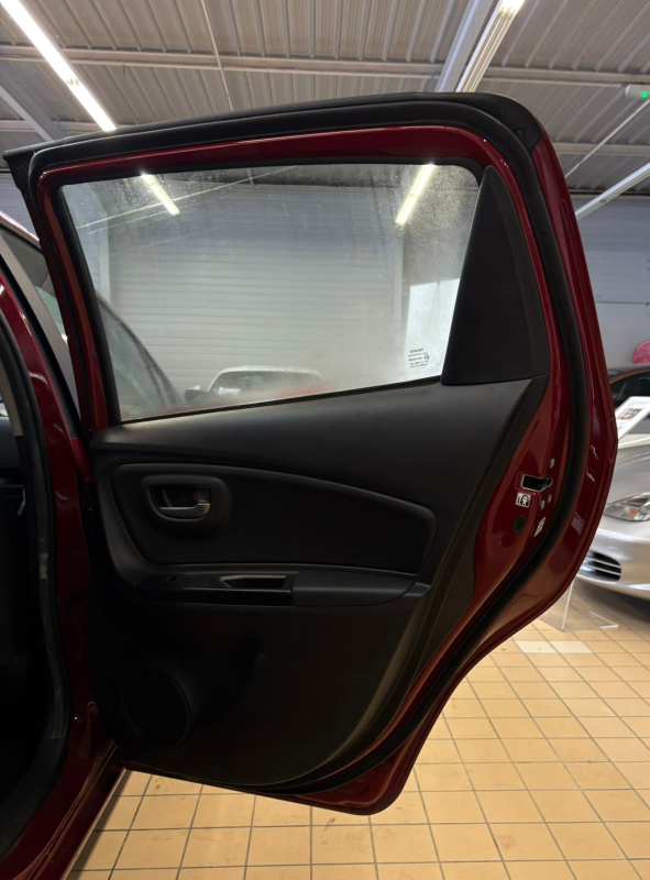 Toyota Yaris — 26
