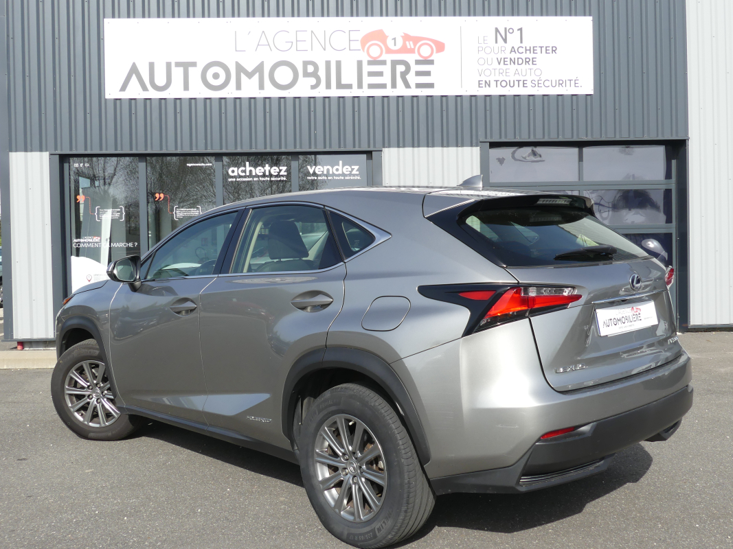 Lexus NX — 3