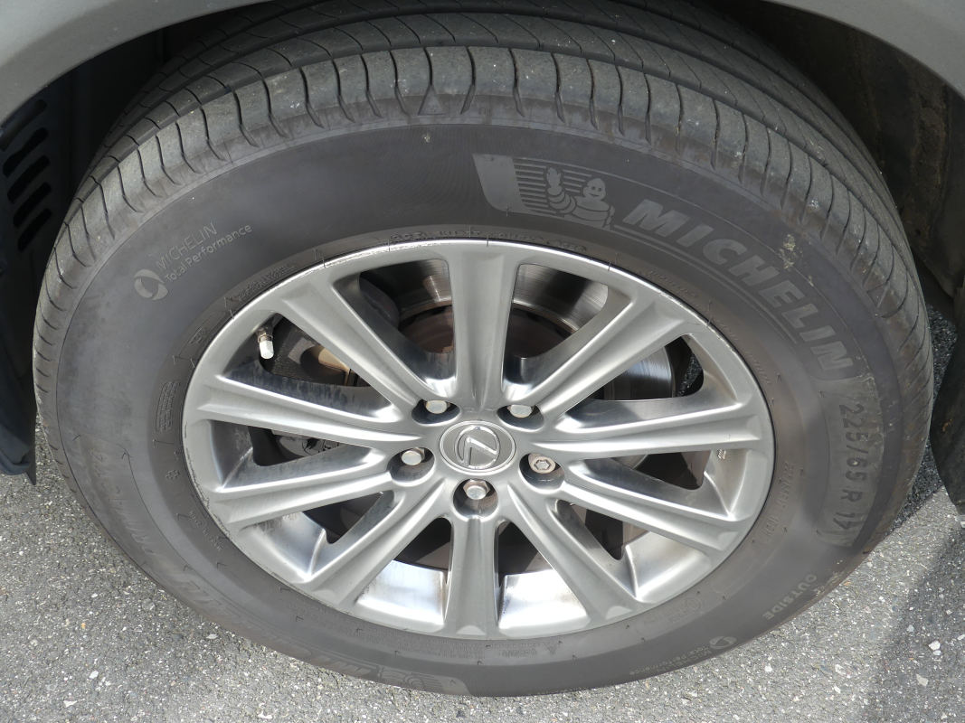 Lexus NX — 25
