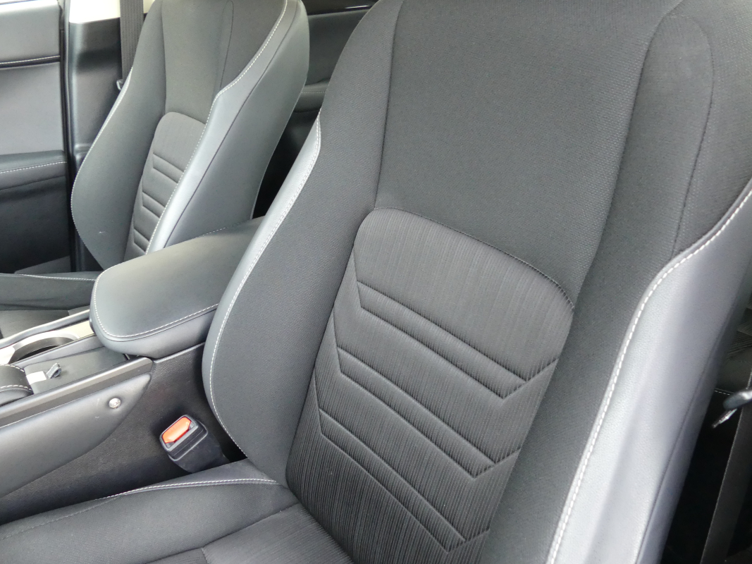 Lexus NX — 10