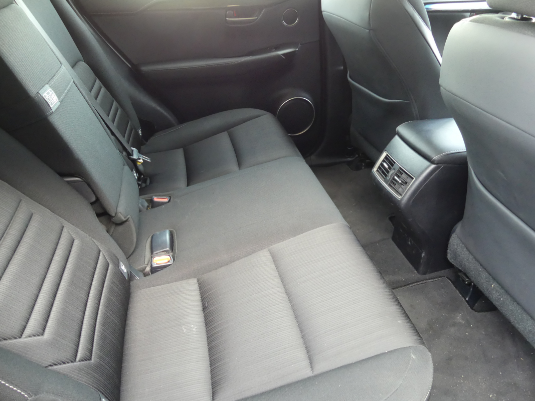 Lexus NX — 13