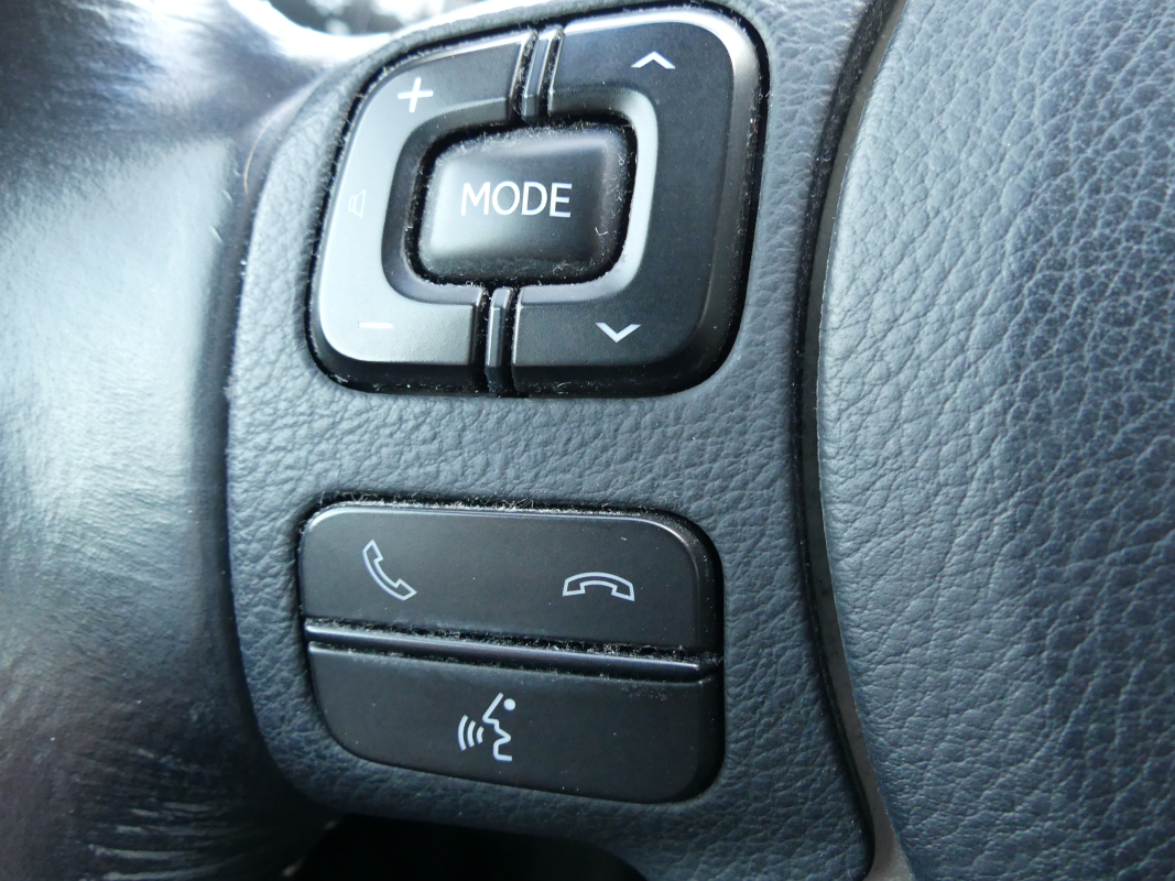 Lexus NX — 30
