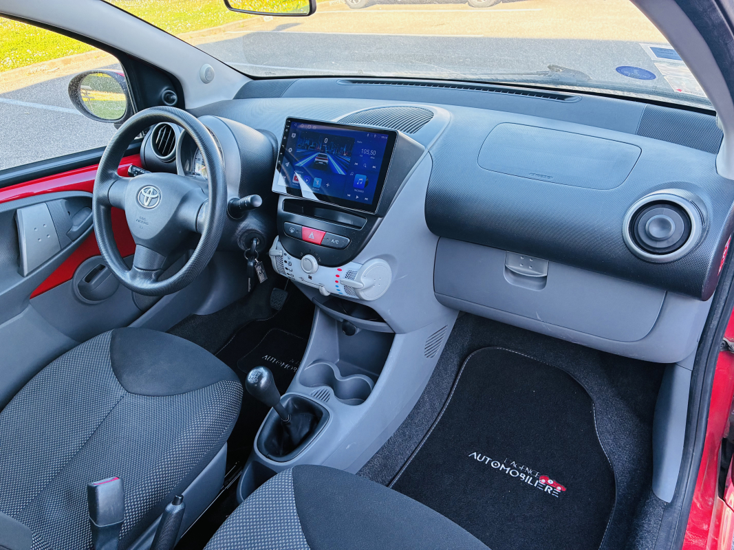Toyota Aygo — 16