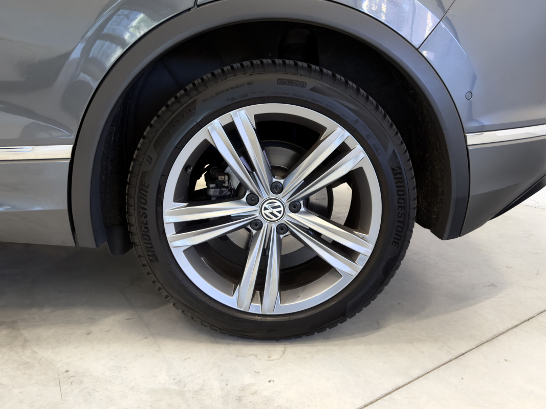 Volkswagen Tiguan — 29