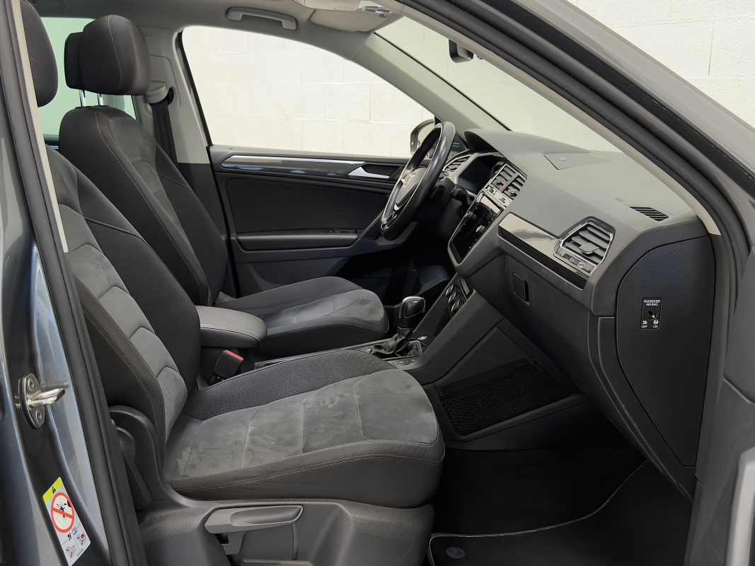 Volkswagen Tiguan — 11