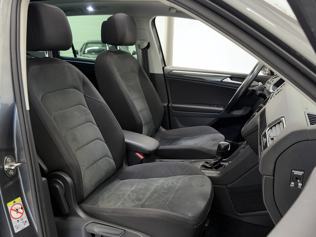 Volkswagen Tiguan — 12