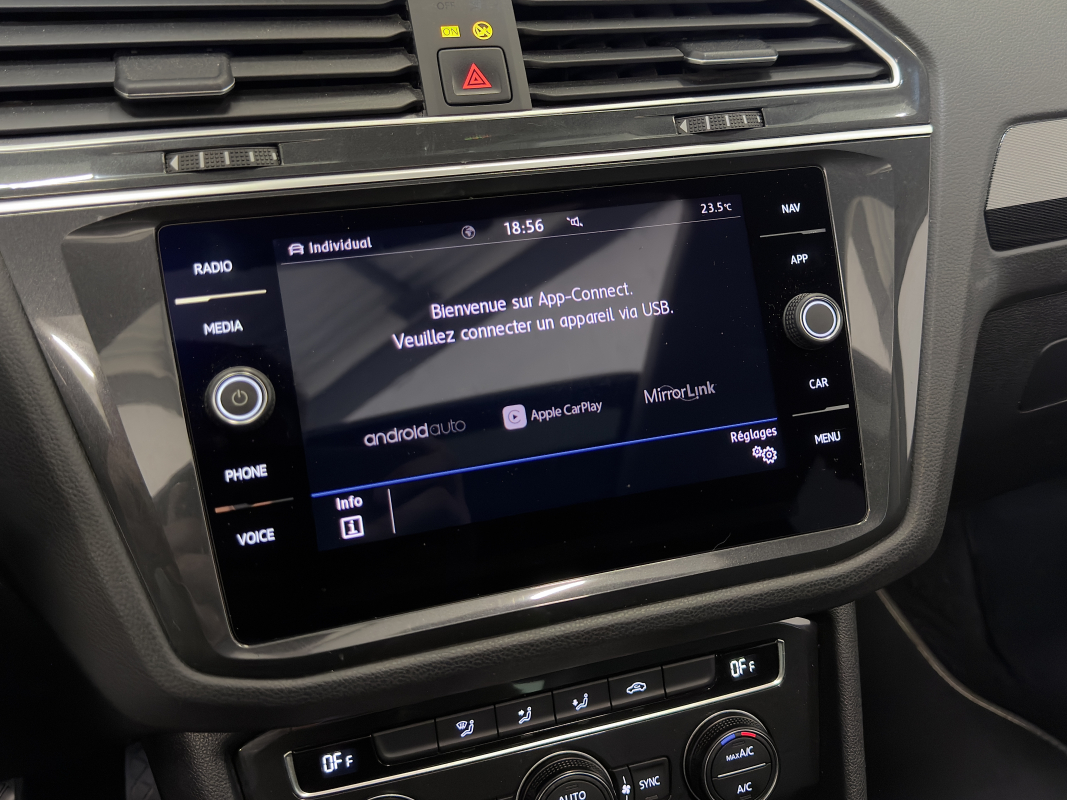 Volkswagen Tiguan — 20
