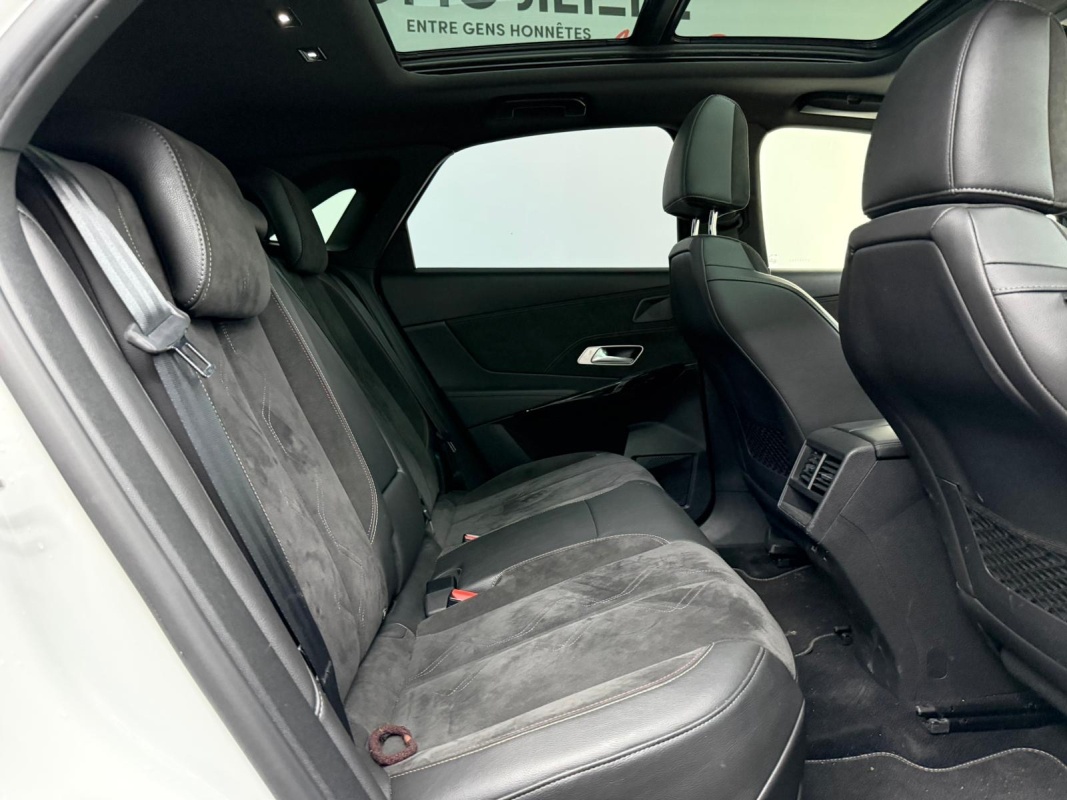 DS DS7 CROSSBACK — 22