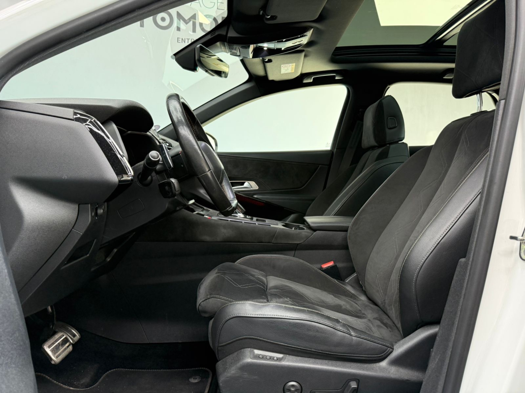 DS DS7 CROSSBACK — 18